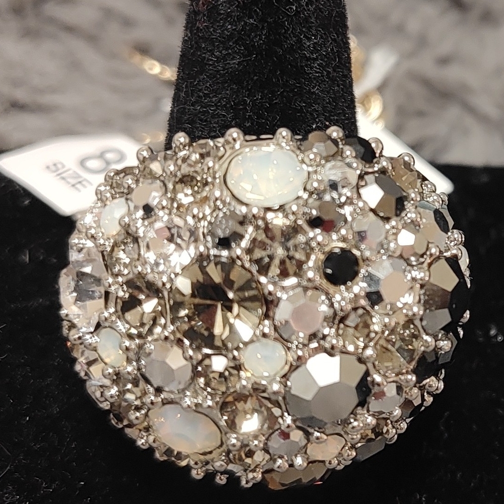 Vintage Park Lane "Mesmerize" Ring Size 8 Featuring Opals And Austrian Crystals